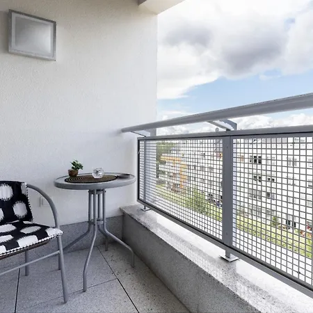 Διαμέρισμα Zaruskiego 3-bedroom By Renters Γκντίνια